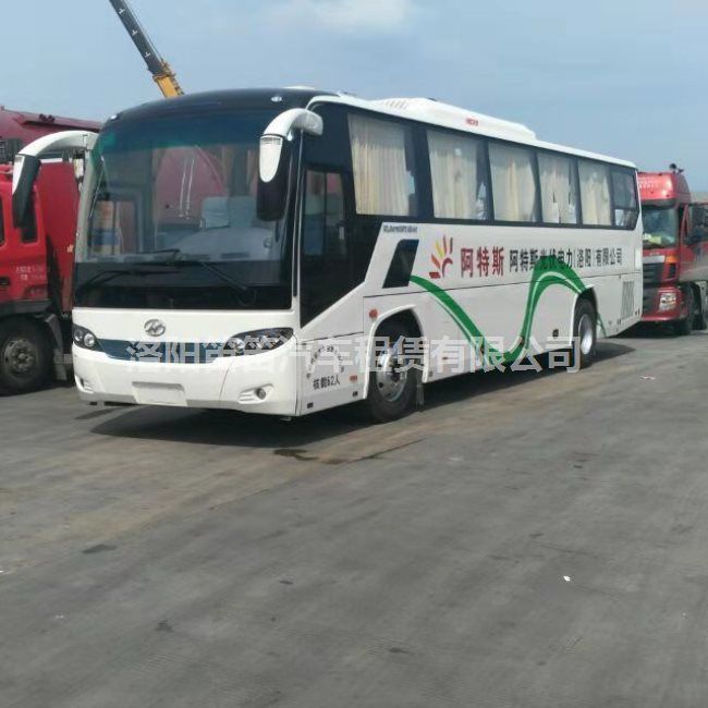 大巴車